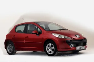 Maroon Prints: 2008 Peugeot 207