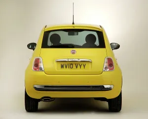 Hatchback Prints: 2010 Fiat 500