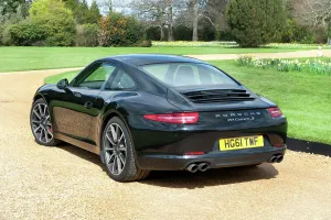 Large House Prints: 2011 Porsche 911 Carreras