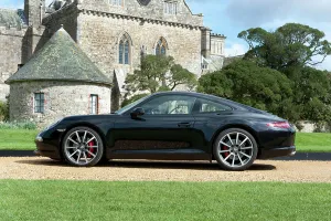 Large House Prints: 2011 Porsche 911 Carreras