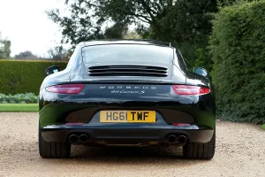Large House Prints: 2011 Porsche 911 Carreras