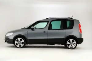 Scout Prints: 2011 Skoda Roomster Scout