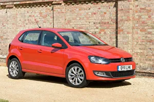 Brick Wall Prints: 2011 Volkswagen Polo SEL 1.2 Tsi