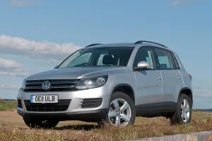 Four Wheel Drive Prints: 2011 Volkswagen Tiguans 2.0 Tdi