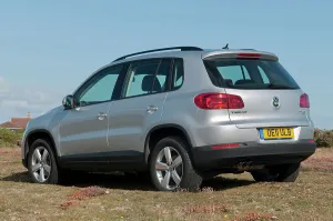Four Wheel Drive Prints: 2011 Volkswagen Tiguans 2.0 Tdi