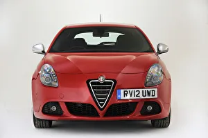 Alfa Romeo Prints: 2013 Alfa Romeo Giulietta