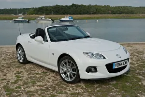 Mazda Prints: 2014 Mazda MX5 Roadster Coupe