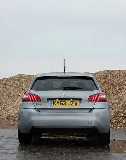 Lights Prints: 2014 Peugeot 308 THP 156 Feline