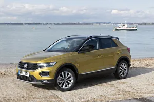 2017 Volkswagen T-Roc. Creator: Unknown