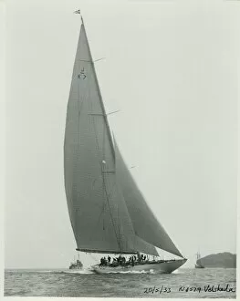 Charles Ernest Collection: The 205 ton J-class yacht Velsheda sailing close hauled, 1933