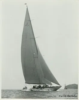 205 ton j class yacht velsheda sailing close hauled Trending Item 2