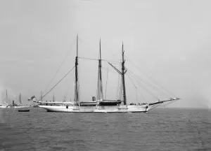 The 3 mast auxiliary schooner Czarina'. Creator: Kirk & Sons of Cowes The 3 mast auxiliary schooner Czarina'. Creator: Kirk & Sons of Cowes