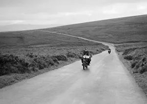 Sidecar Prints: 348 cc Velocette of GG Murdoch competing in the MCC Torquay Rally
