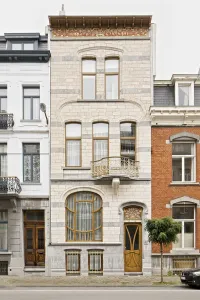 Window Frame Prints: 50 Rue Washington, Ixelles, Brussels