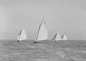 The 6 Metres boats Snowdrop, The Whim, Cheetal and Ejnar racing downwind