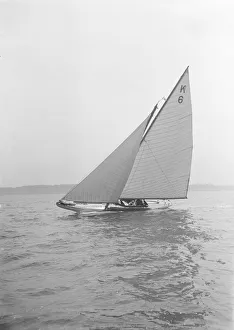 The 7 Metre Olympic class Quaker Girl, 1913. Creator: Kirk & Sons of Cowes