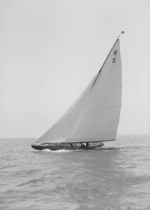 The 7 Metre yacht Strathendrick (K5), 1914. Creator: Kirk & Sons of Cowes
