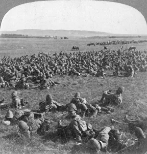 The 9th Division resting on the march to Bloemfontein, South Africa, Boer War, 1901. Artist: Underwood & Underwood The 9th Division resting on the march to Bloemfontein, South Africa, Boer War, 1901. Artist: Underwood & Underwood