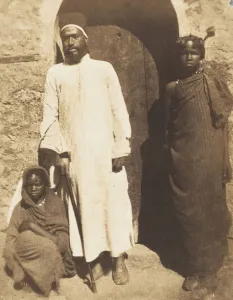 Slaves Prints: Abu Nabut and Negro Slaves in Cairo, April 22, 1852. Creator: Ernest Benecke