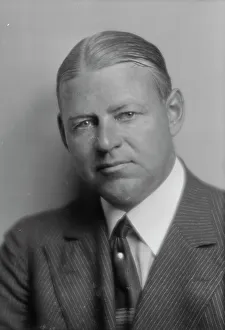 Starched Collar Prints: Adams, John, Mr. portrait photographt, 1914 Aug. 31. Creator: Arnold Genthe