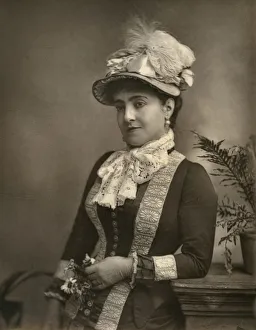 London Stereoscopic Co Collection: Adelina Patti, Italian opera diva, 1882. Artist: London Stereoscopic & Photographic Co