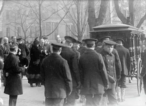 Wilson Thomas Woodrow Prints: Admiral George Dewey, U.S.N. - Coffin Leaving House