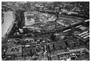 Images Dated 25th November 2009: Aerial view of the Kremlin, Moscow, USSR, from a Zeppelin, 1930 (1933)