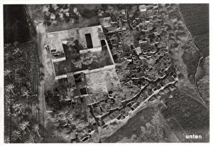 Images Dated 25th November 2009: Aerial view of a village, Egypt, 1931 (1933)