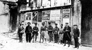 Images Dated 30th January 2008: African chasseur, two Turcos and three British soldiers, Soissons, France, First World War, 1914