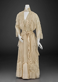 Satin Prints: Afternoon Dress, 1915-1918. Creator: Girolamo Giuseffi
