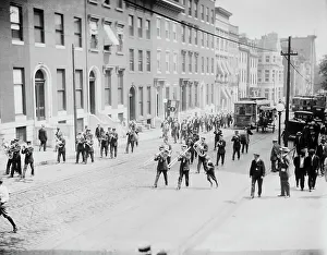 Trams Prints: Alabama delegation. arriving in Baltimore