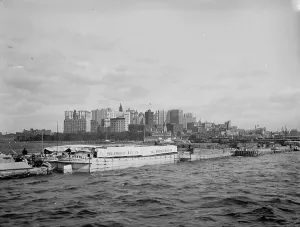 East River Prints: Albany tow coming in East River, An, between 1900 and 1906. Creator: Unknown
