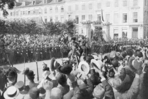 Albert I of Belgium on the way to parliament, 1914 Albert I of Belgium on the way to parliament, 1914