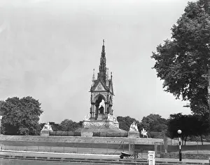 Commemorative Prints: The Albert Memorial, London, c1955. Creator: Arthur Charles Kirby Ware