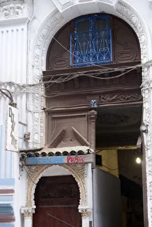 Shower Collection: Algeria, Algiers, Public Shower