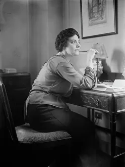 Scrutoire Prints: Alice Gentle, between c1915 and c1920. Creator: Bain News Service