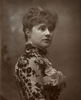Barraud Gallery: Alice Lingard, British actress and singer, 1884. Artist: Herbert Rose Barraud