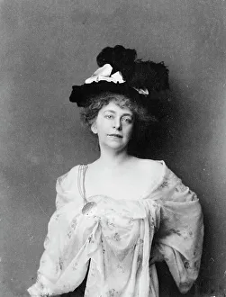 Photographic Prints 1890 1910 Gmgpc Prints: Alice Pike Barney, half-length portrait