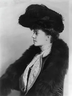 Alice Longworth Prints: Alice Roosevelt Longworth, 1902. Creator: Frances Benjamin Johnston