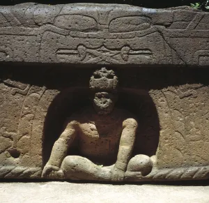 Arte Gallery: Altar from the Olmec culture in Villahermosa