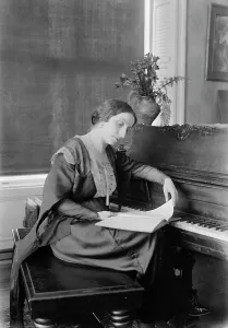 Plant Pot Prints: Amelita Galli-Curci, between c1915 and c1920. Creator: Bain News Service