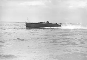 Planning Collection: The American hydroplane Ankle Deep, 1913. Creator: Kirk & Sons of Cowes