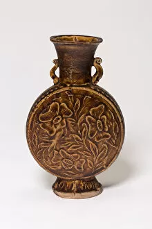 Underglaze Gallery: Amphora-Type Vase with Stylized Flowers, Jin dynasty (1115-1234)