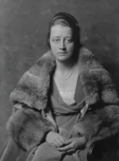 Slicked Back Prints: Andrews, E. Miss, portrait photograph, 1916. Creator: Arnold Genthe