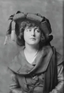 Anglin Margaret Prints: Anglin, Margaret, Miss, in costume, between 1910 and 1925. Creator: Arnold Genthe
