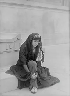 Anglin Margaret Prints: Anglin, Margaret, Miss, in costume, between 1910 and 1925. Creator: Arnold Genthe