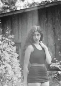 Anisfeld, Miss, standing outdoors, 1928 July 15. Creator: Arnold Genthe