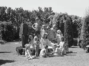 Anita Zahn dancers, between 1911 and 1942. Creator: Arnold Genthe