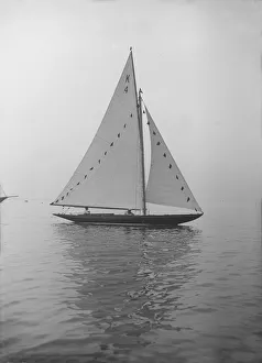Bermuda Rig Prints: Anitra dressed with flags, 1912. Creator: Kirk & Sons of Cowes