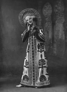 Anna Pavlova (1881-1912), Russian ballet dancer, 1911-1912. Artist: Alfred Ellis & Walery